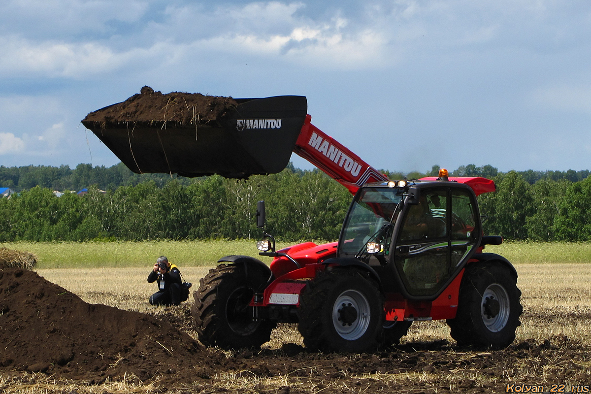 Алтайский край, № (22) Б/Н СТ 0239 — Manitou (общая модель); Алтайский край — Выставка "День Сибирского Поля 2021"