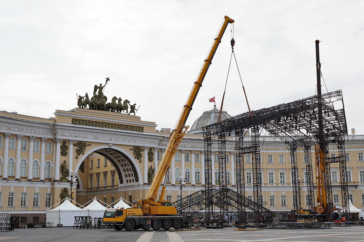 Санкт-Петербург, № Х 968 АА 178 — Liebherr (общая модель); Санкт-Петербург — Разные фотографии (Автомобили)
