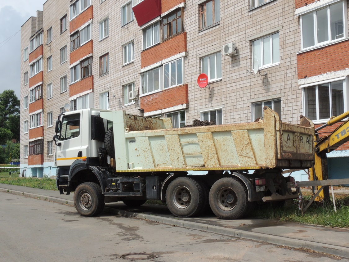 Удмуртия, № Х 457 ХТ 18 — Tatra 158 Phoenix