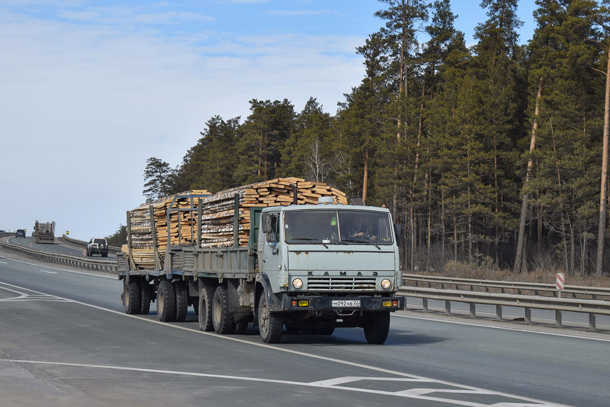 Алтайский край, № М 092 НВ 22 — КамАЗ-53212