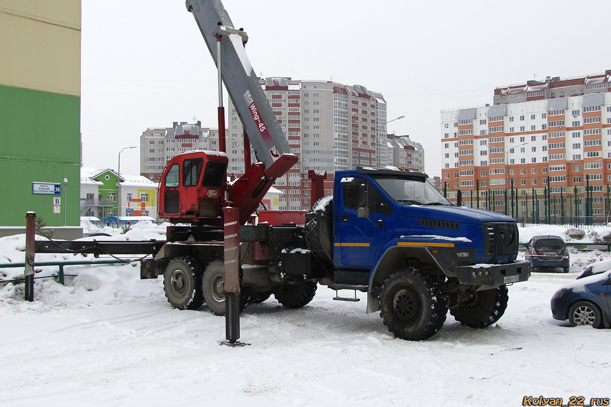 Алтайский край, № А 985 ЕТ 122 — Урал NEXT 4320-72