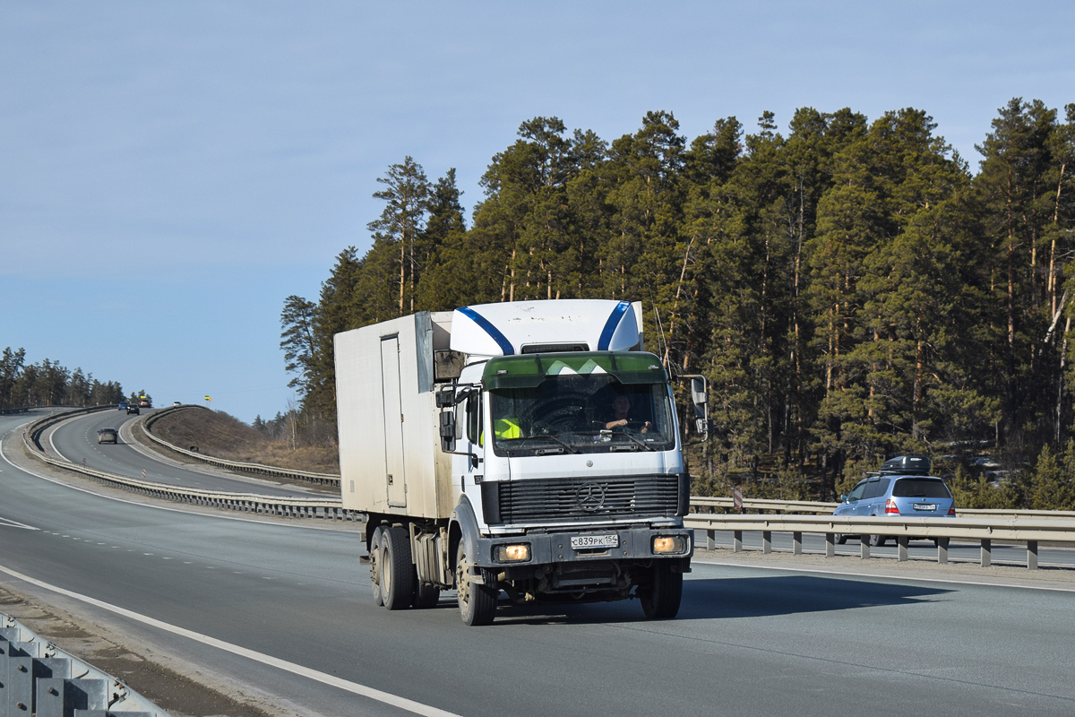 Новосибирская область, № С 839 РК 154 — Mercedes-Benz SK 2534