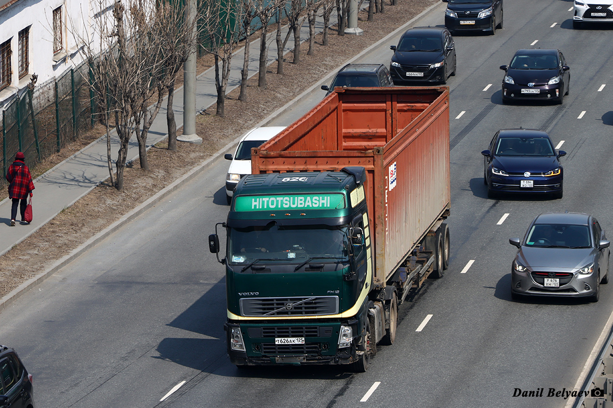 Приморский край, № Т 626 АК 125 — Volvo ('2002) FH12.420