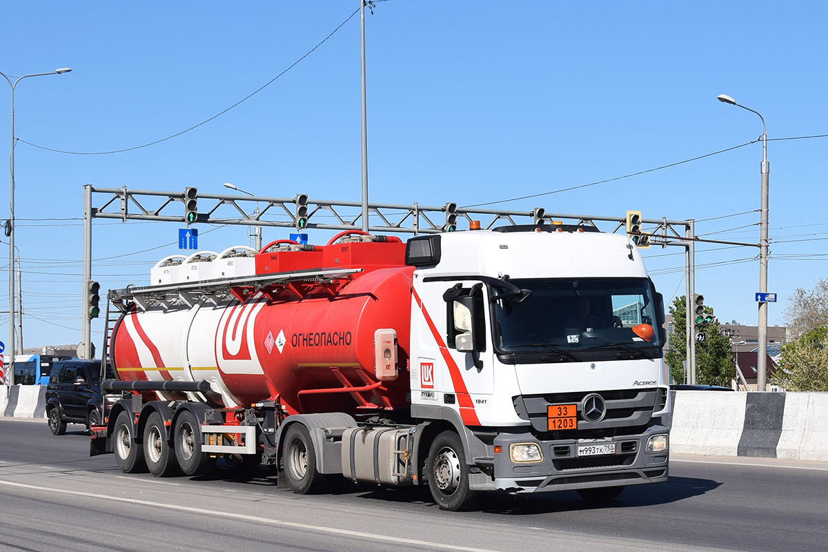 Волгоградская область, № М 993 ТК 750 — Mercedes-Benz Actros '09 1841 [Z9M]