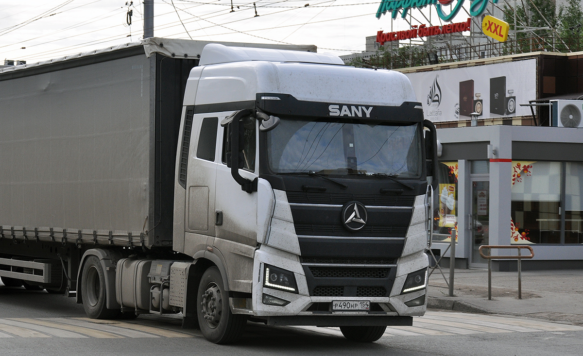 Новосибирская область, № Р 490 НР 154 — SANY D495 HQC4180