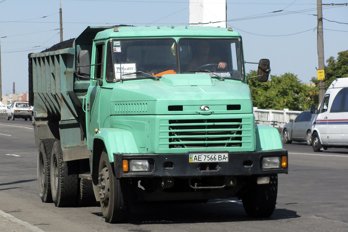 Днепропетровская область, № АЕ 7566 ВА — КрАЗ-6510