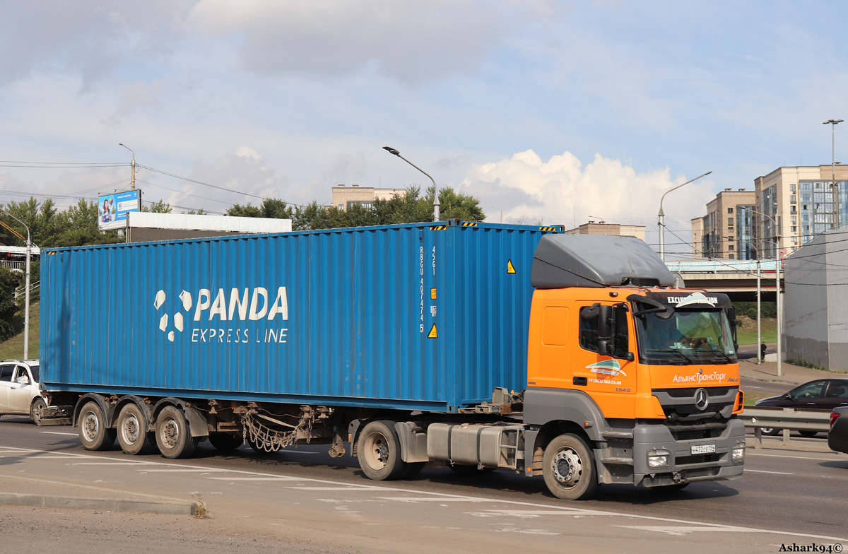 Новосибирская область, № Н 432 СЕ 154 — Mercedes-Benz Axor 1840 [Z9M]