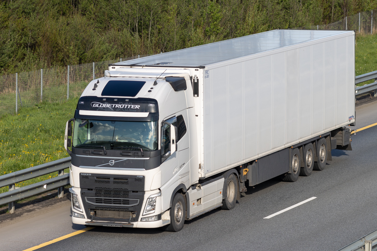 Дагестан, № М 370 РО 05 — Volvo ('2012) FH.500