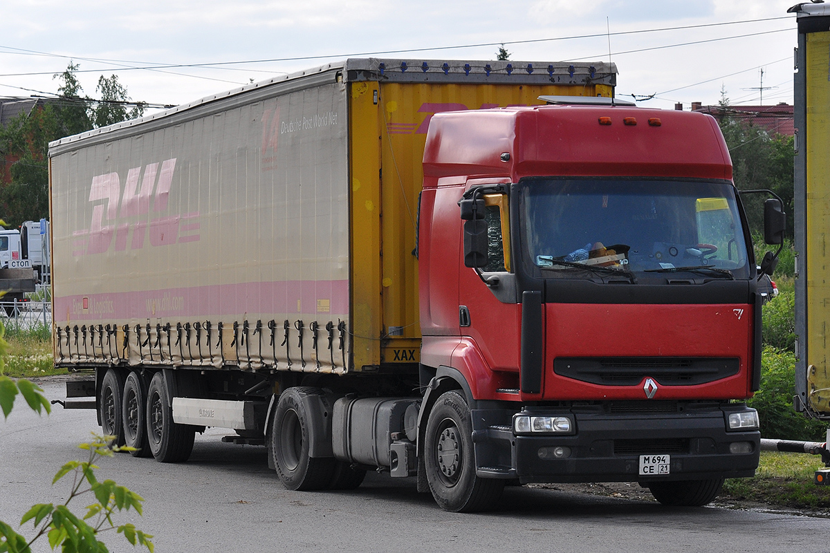 Чувашия, № М 694 СЕ 21 — Renault Premium ('1996)
