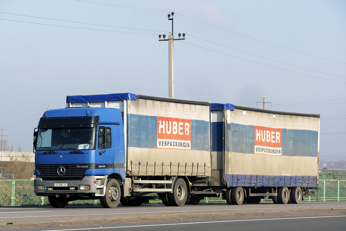 Днепропетровская область, № АЕ 8082 АС — Mercedes-Benz Actros ('1997) 1840