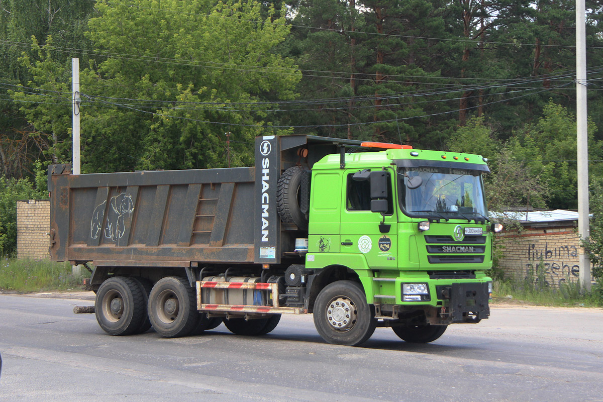 Рязанская область, № У 300 ВМ 62 — Shaanxi Shacman F3000 SX325x
