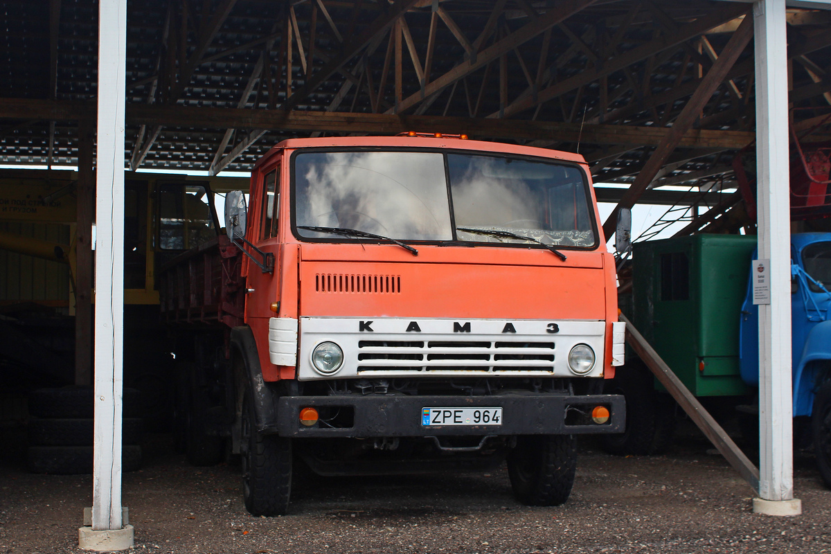 Литва, № ZPE 964 — КамАЗ-5320