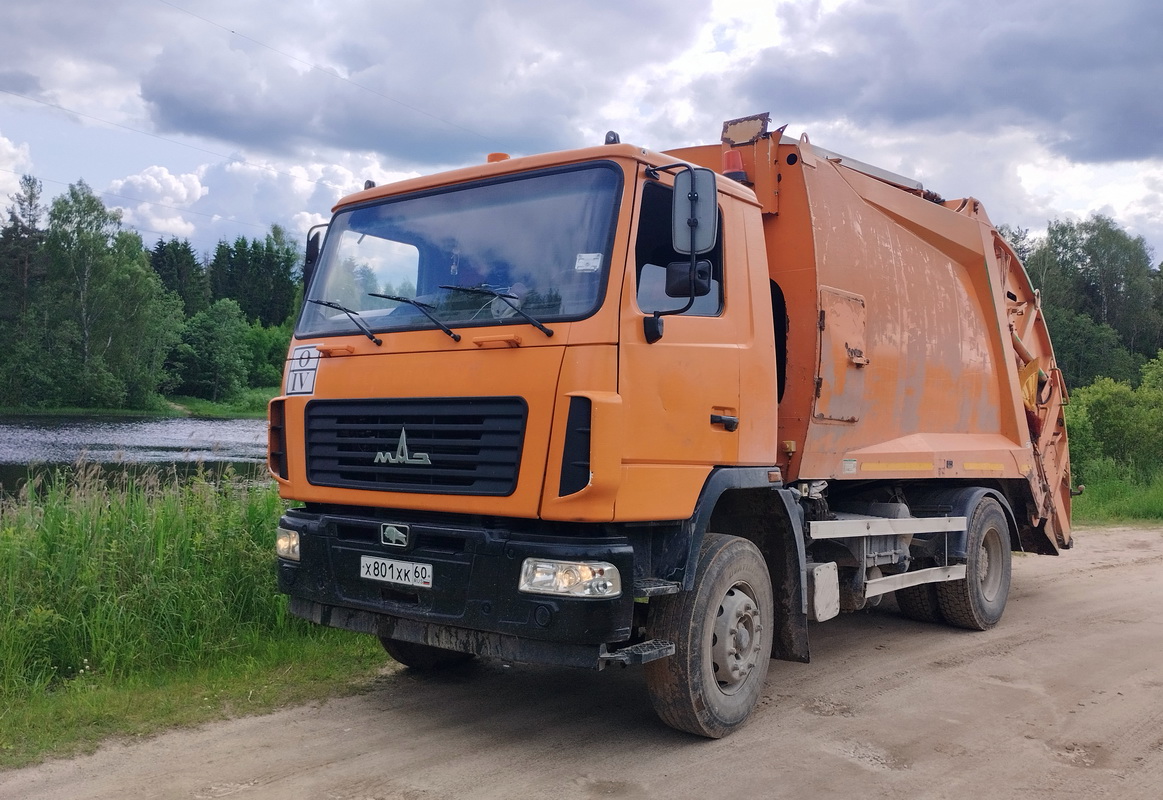 Псковская область, № Х 801 ХК 60 — МАЗ-5340C2