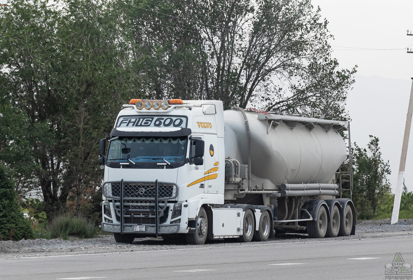 Киргизия, № 09 009 OOJ — Volvo ('2008) FH16.600