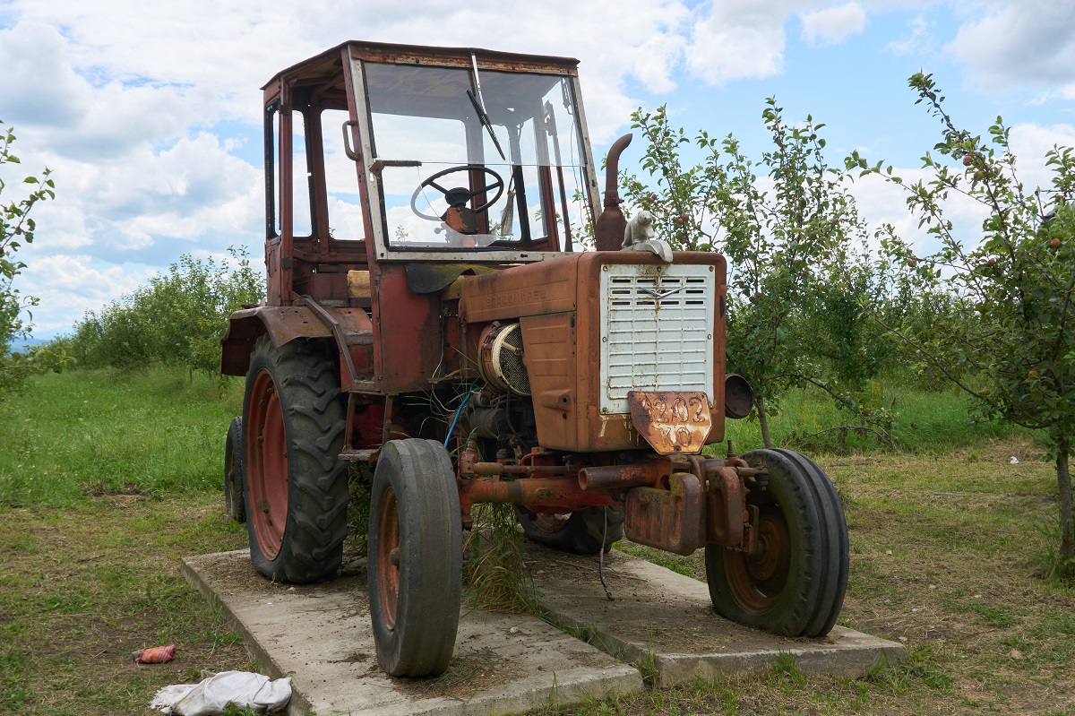 Адыгея, № (01) Б/Н СТ 0003 — Т-25 (общая модель); Техника на постаментах, памятники (Адыгея)