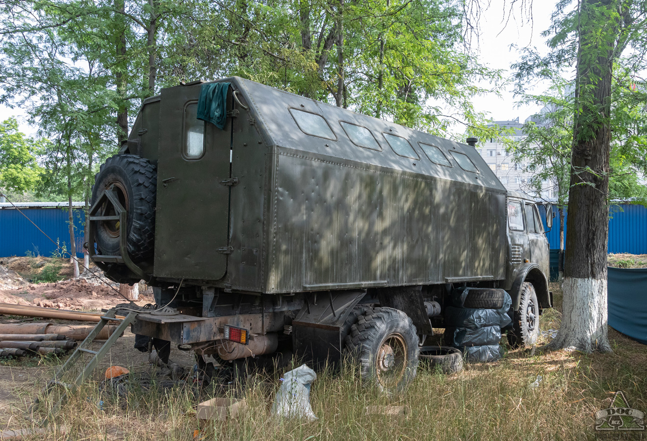 Киргизия, № D 8904 B — МАЗ-5334