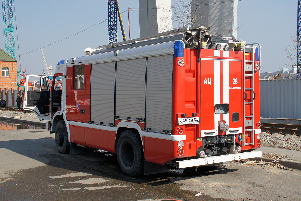 Приморский край, № Х 330 АН 125 — КамАЗ-43253-A3(96)