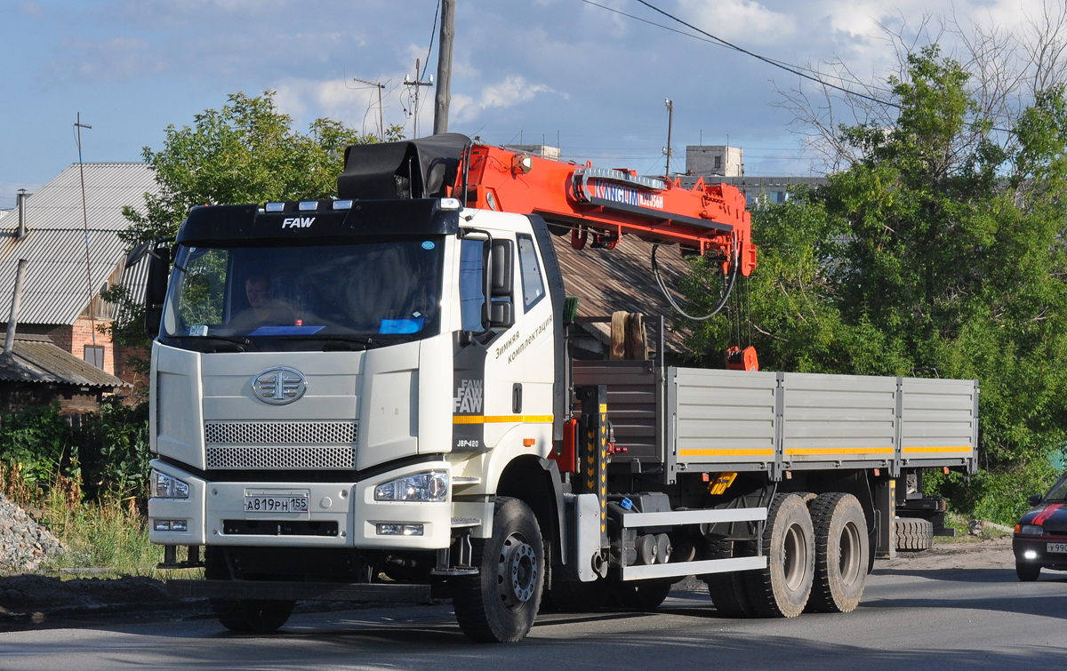 Омская область, № А 819 РН 155 — FAW J6 CA3250