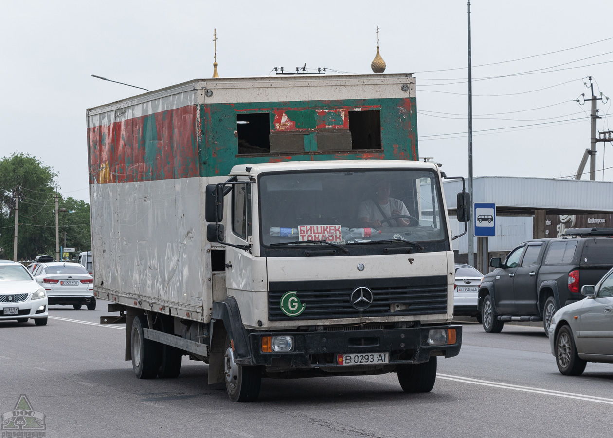 Киргизия, № B 0293 AI — Mercedes-Benz LK 814