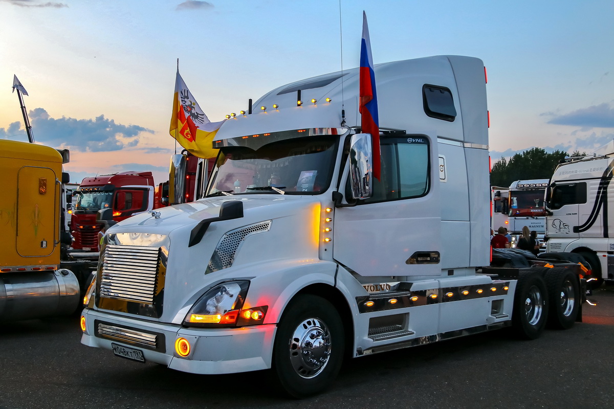 Краснодарский край, № К 048 КТ 193 — Volvo VNL670; Московская область — Фестиваль TruckDay 2024
