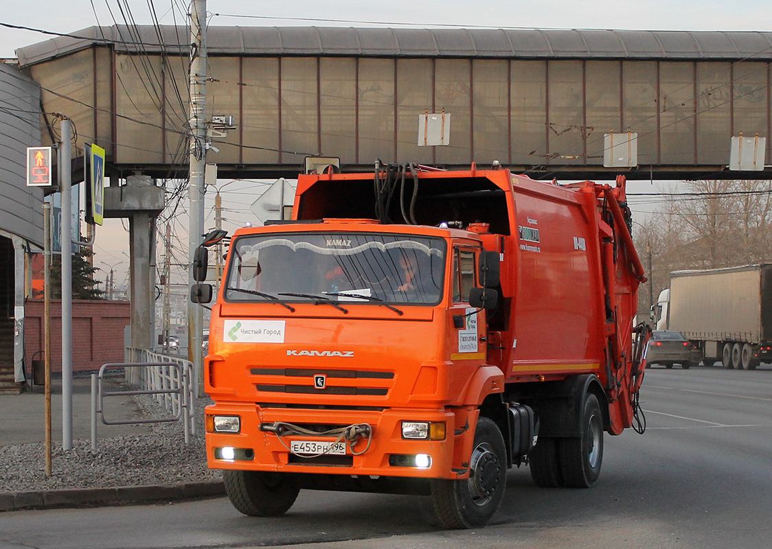 Челябинская область, № Е 453 РН 196 — КамАЗ-53605 (общая модель)