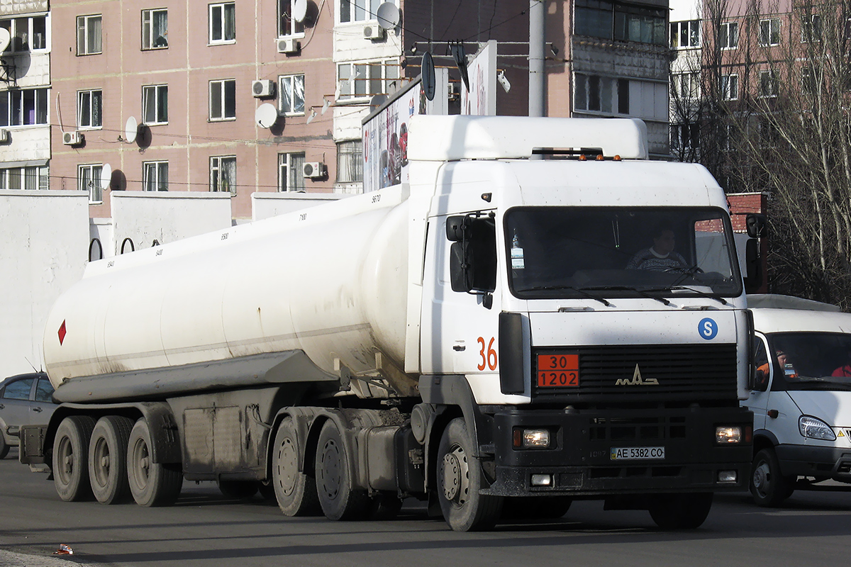 Днепропетровская область, № АЕ 5382 СО — МАЗ-643008