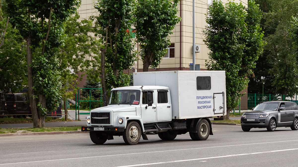 Тюменская область, № О 698 ЕТ 72 — ГАЗ-3309