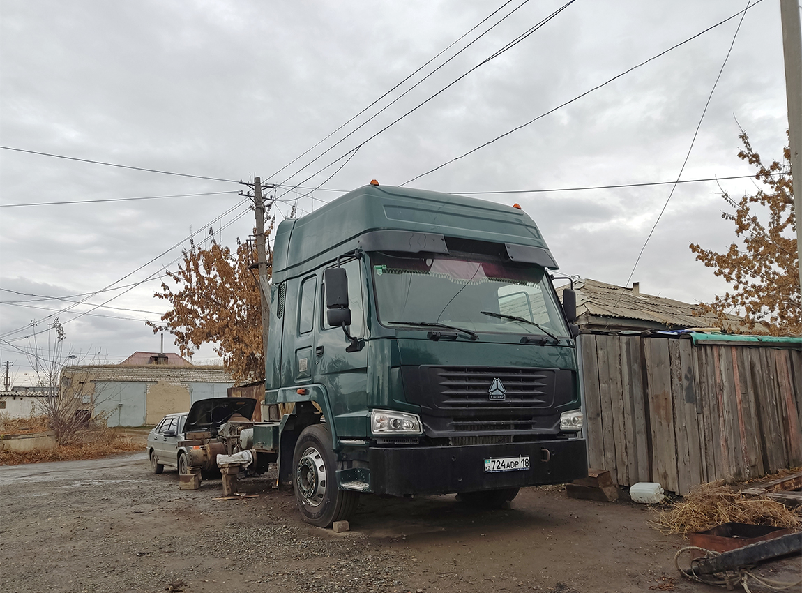 Абайская область, № 724 ADP 18 — Howo HW ZZ4257