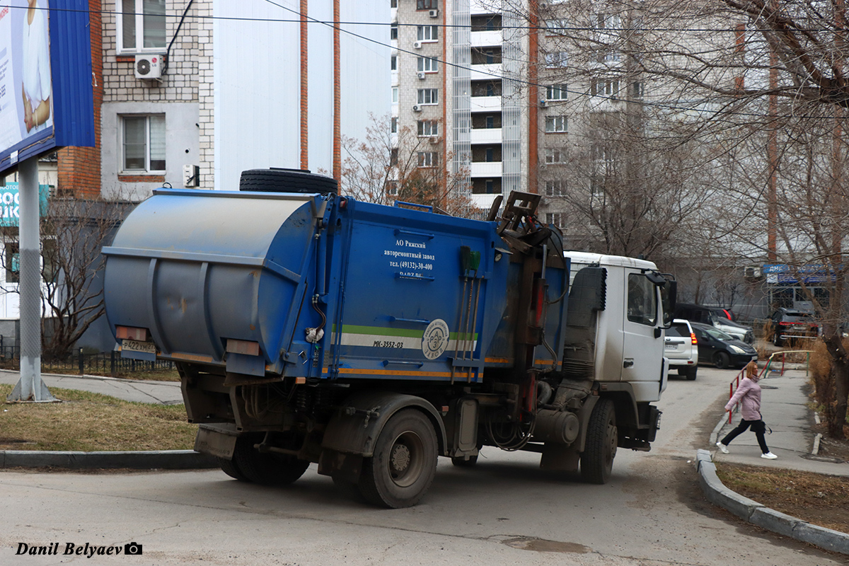 Хабаровский край, № Р 422 ХМ 27 — МАЗ-534025