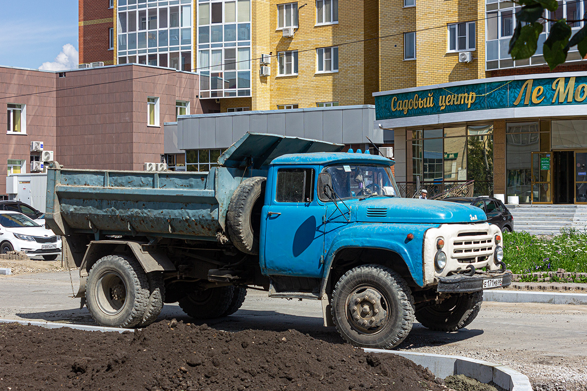 Свердловская область, № Е 171 МВ 66 — ЗИЛ-495710