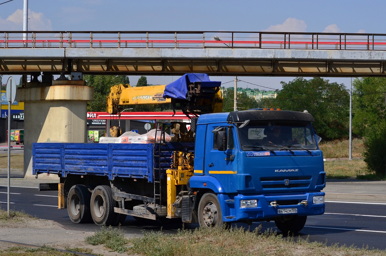Волгоградская область, № А 414 СМ 134 — КамАЗ-65117-A4(23)