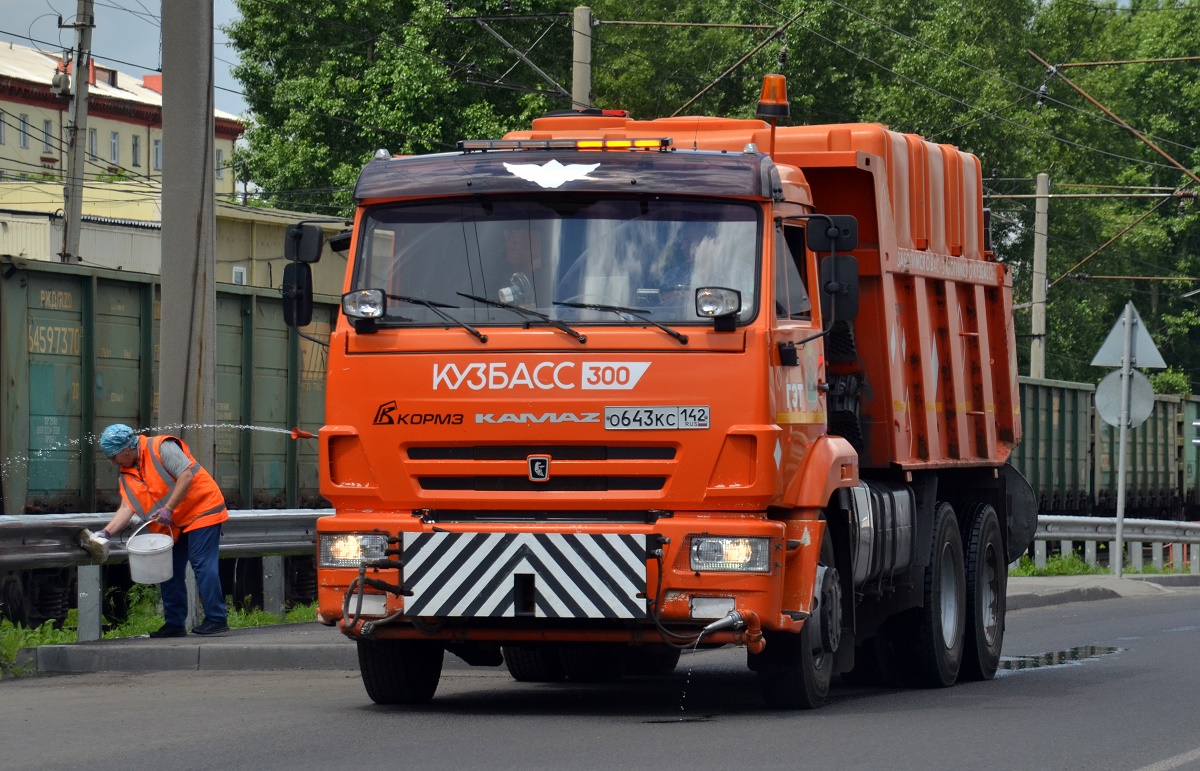Кемеровская область, № О 643 КС 142 — КамАЗ-65115 (общая модель)