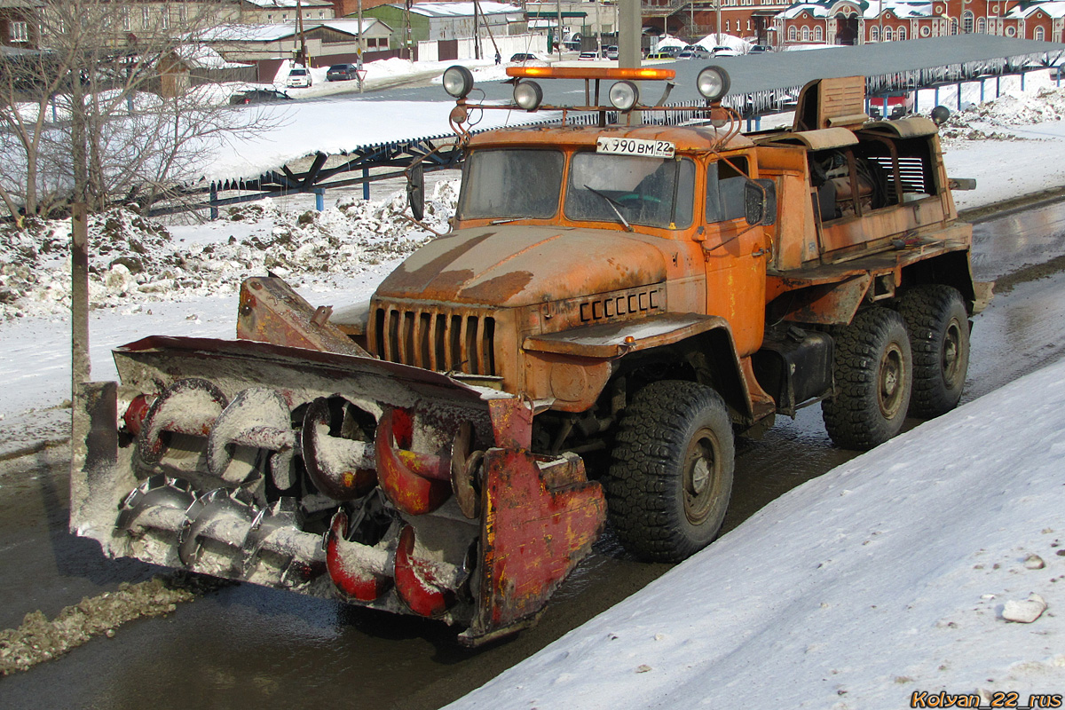Алтайский край, № Х 990 ВМ 22 — Урал-43204