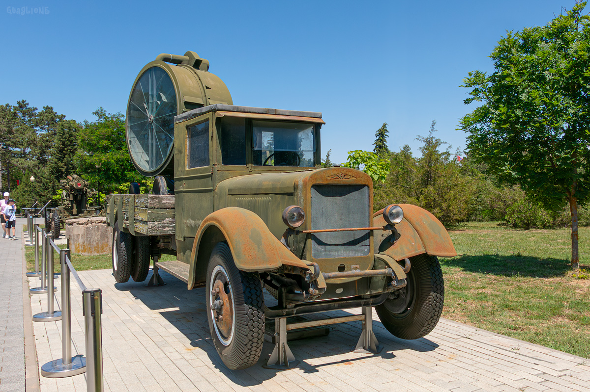 Севастополь, № (92) Б/Н 0004 — ЗИС-12; Техника на постаментах, памятники (Севастополь); Транспортные средства без номеров (Севастополь)