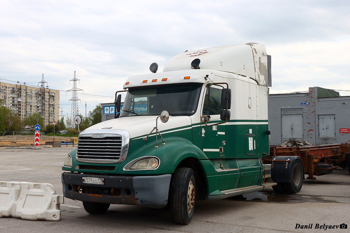 Санкт-Петербург, № Е 179 АО 178 — Freightliner Columbia
