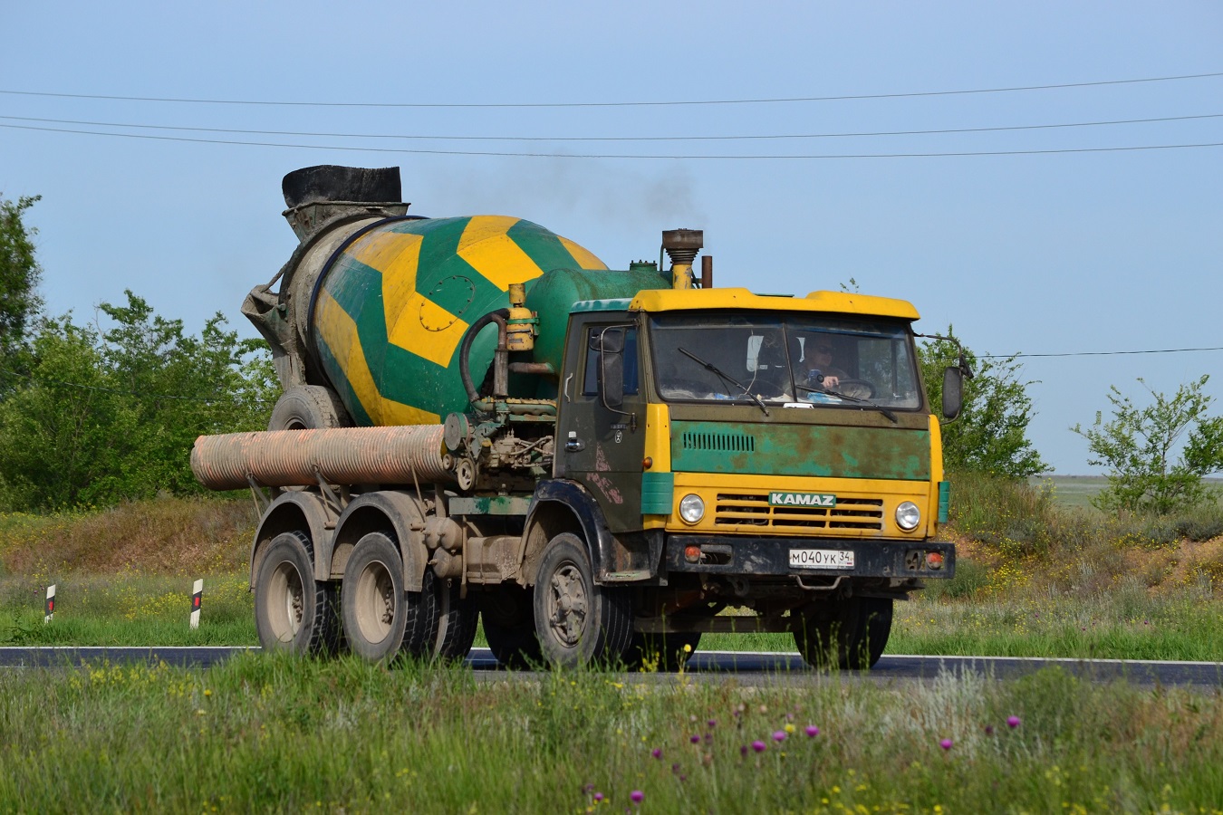 Волгоградская область, № М 040 УК 34 — КамАЗ-5511