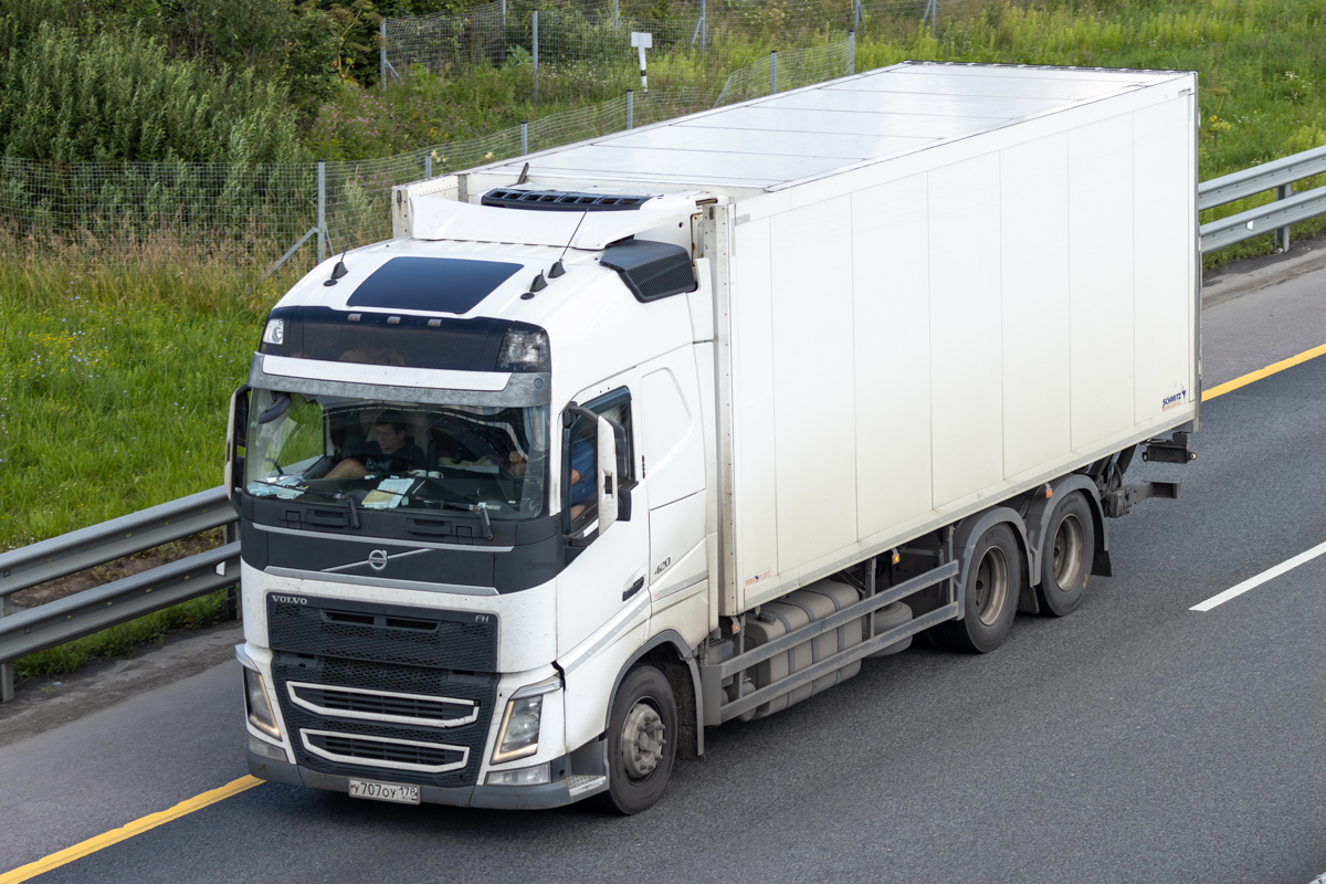 Санкт-Петербург, № У 707 ОУ 178 — Volvo ('2012) FH.420