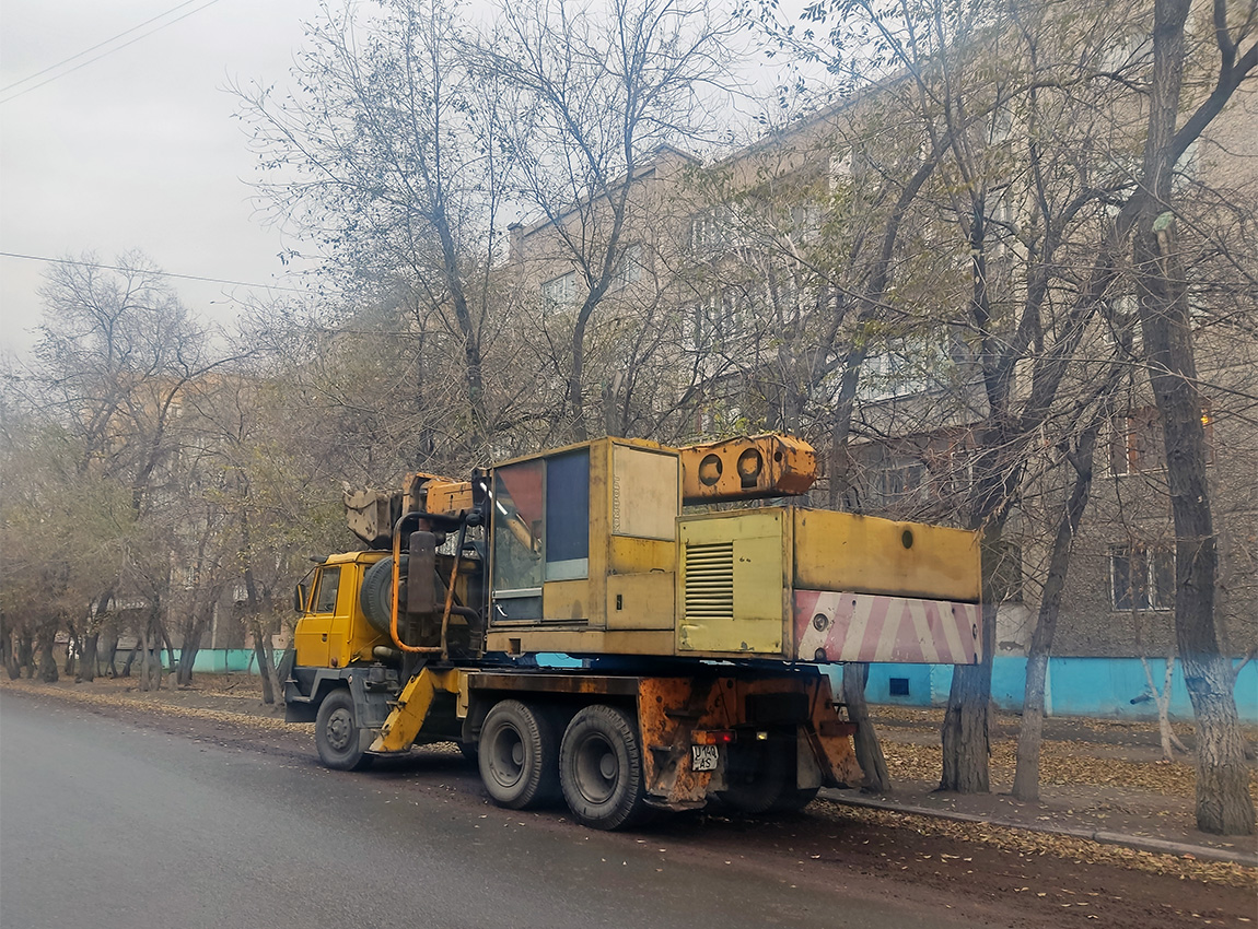 Восточно-Казахстанская область, № U 140 AS — Tatra 815 P17
