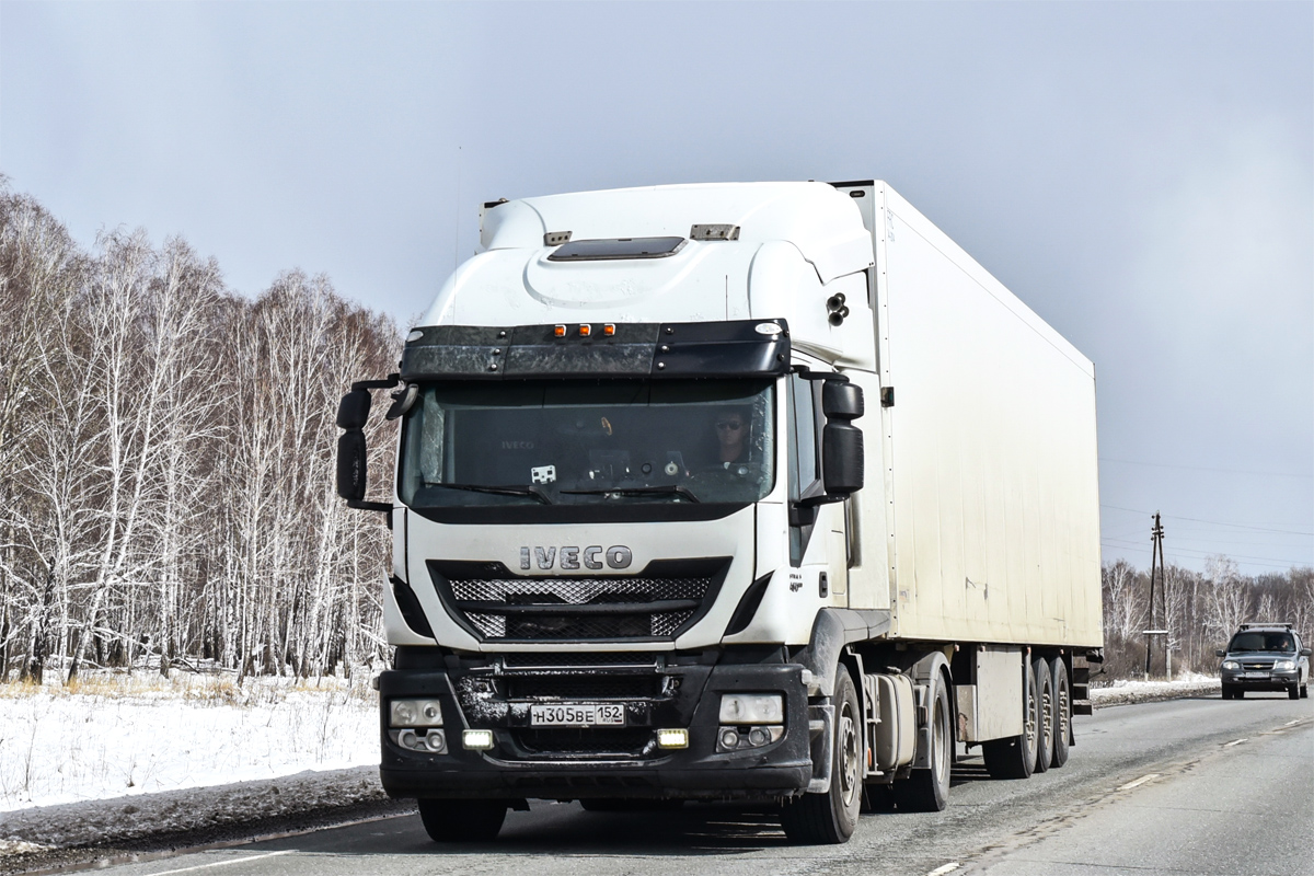 Нижегородская область, № Н 305 ВЕ 152 — IVECO Stralis ('2012)