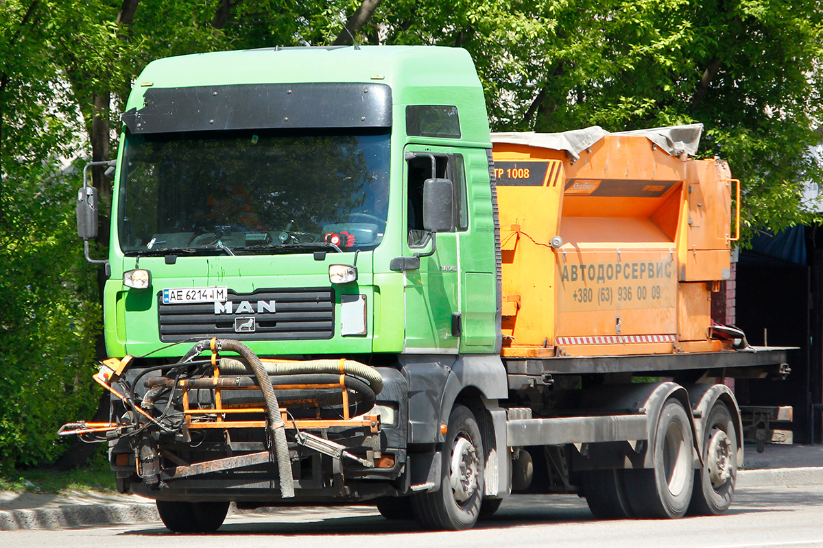 Днепропетровская область, № АЕ 6214 ІМ — MAN TGA 26.460