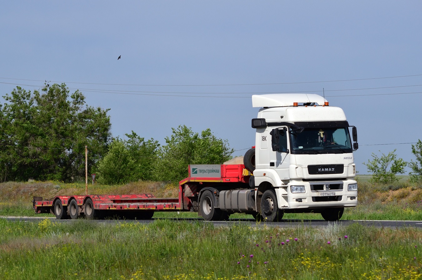 Нижегородская область, № Т 011 ВС 152 — КамАЗ-5490-S5(87)