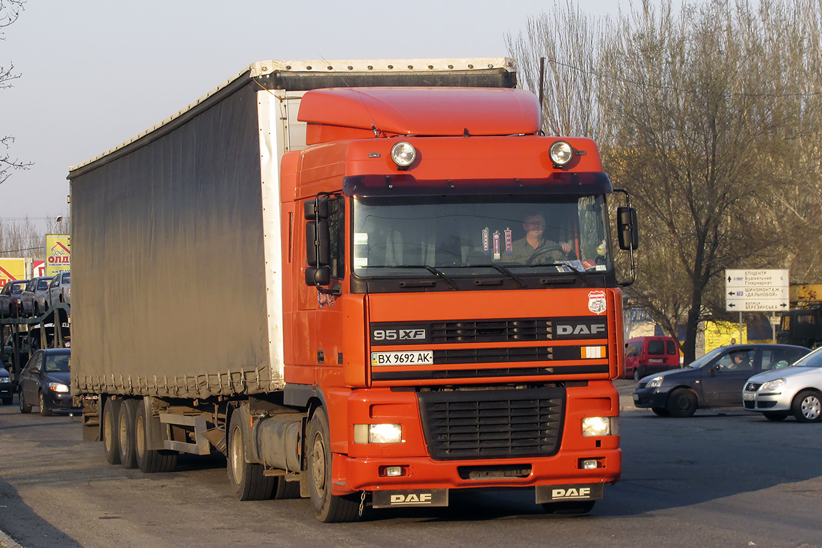 Хмельницкая область, № ВХ 9692 АК — DAF 95XF FT
