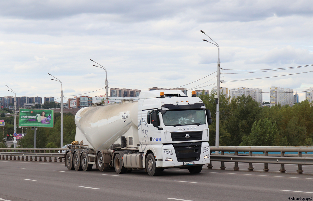 Красноярский край, № У 584 ТМ 124 — Sitrak C7H ZZ4186
