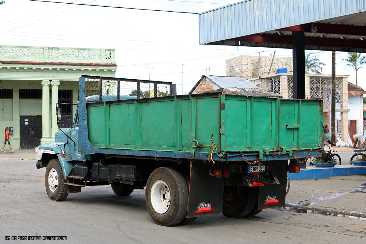 Куба, № B 094 390 — Hino (общая модель)