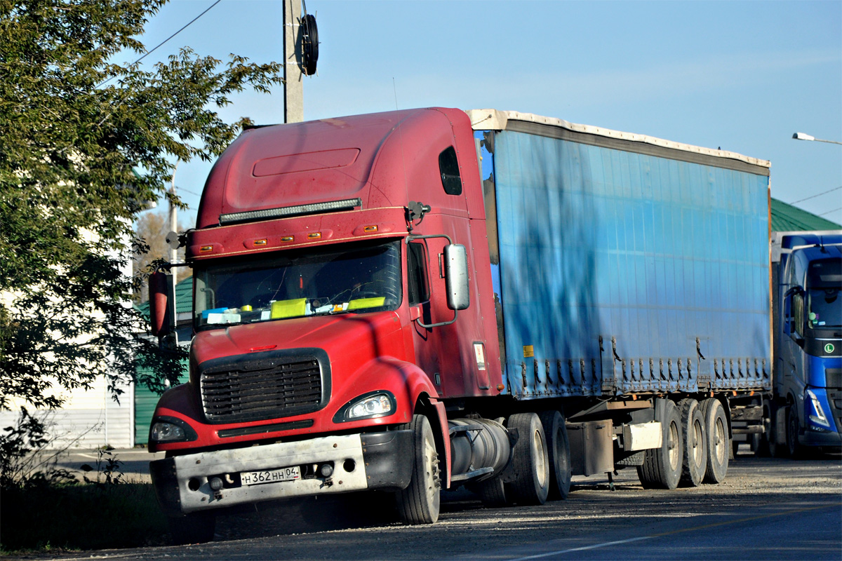 Алтай, № Н 362 НН 04 — Freightliner Columbia