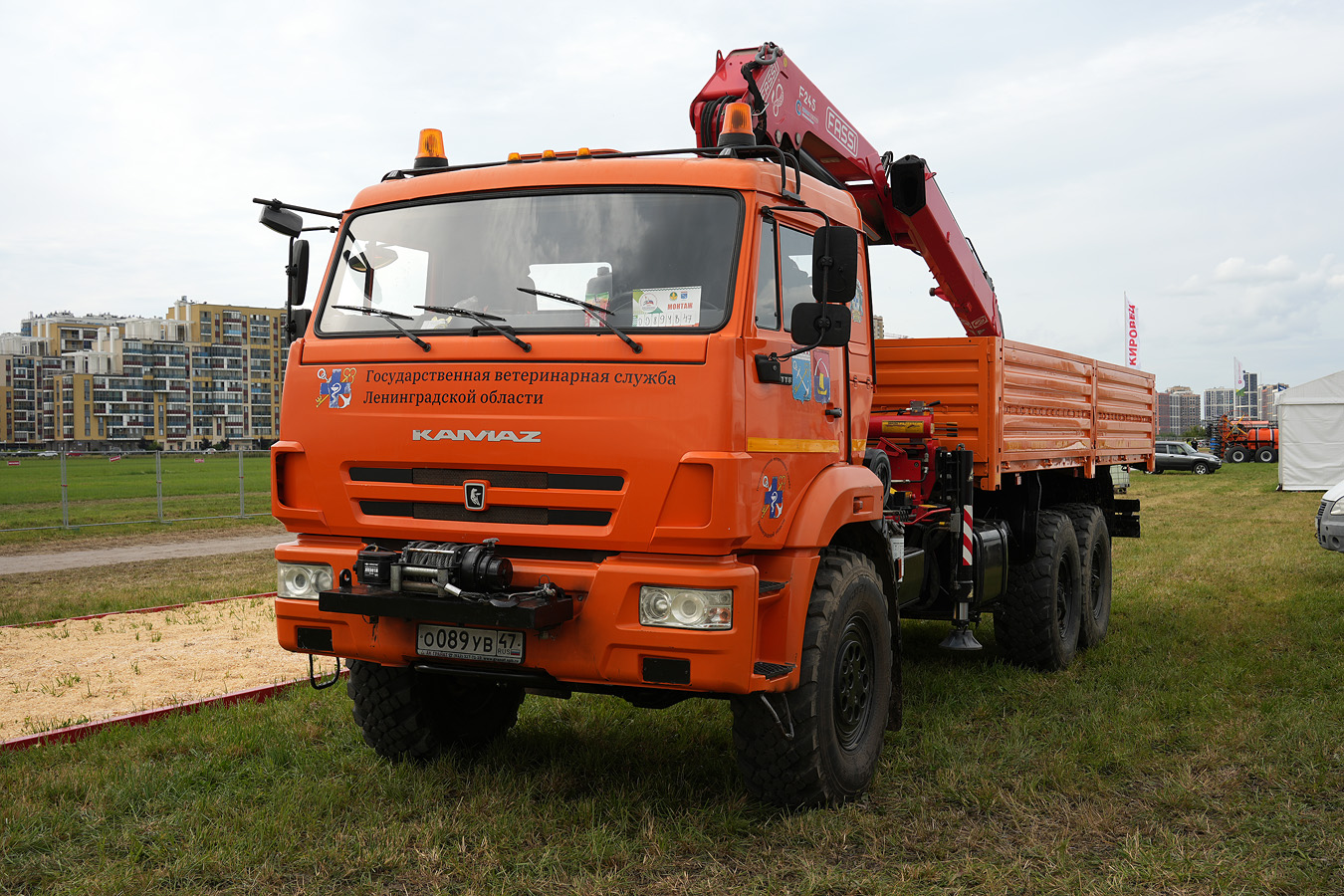 Ленинградская область, № О 089 УВ 47 — КамАЗ-43118-46; Ленинградская область — Аграрная неделя 2025