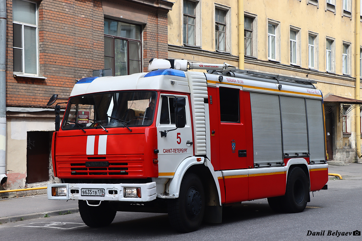 Санкт-Петербург, № В 635 ТВ 178 — КамАЗ-43253-A3(96)