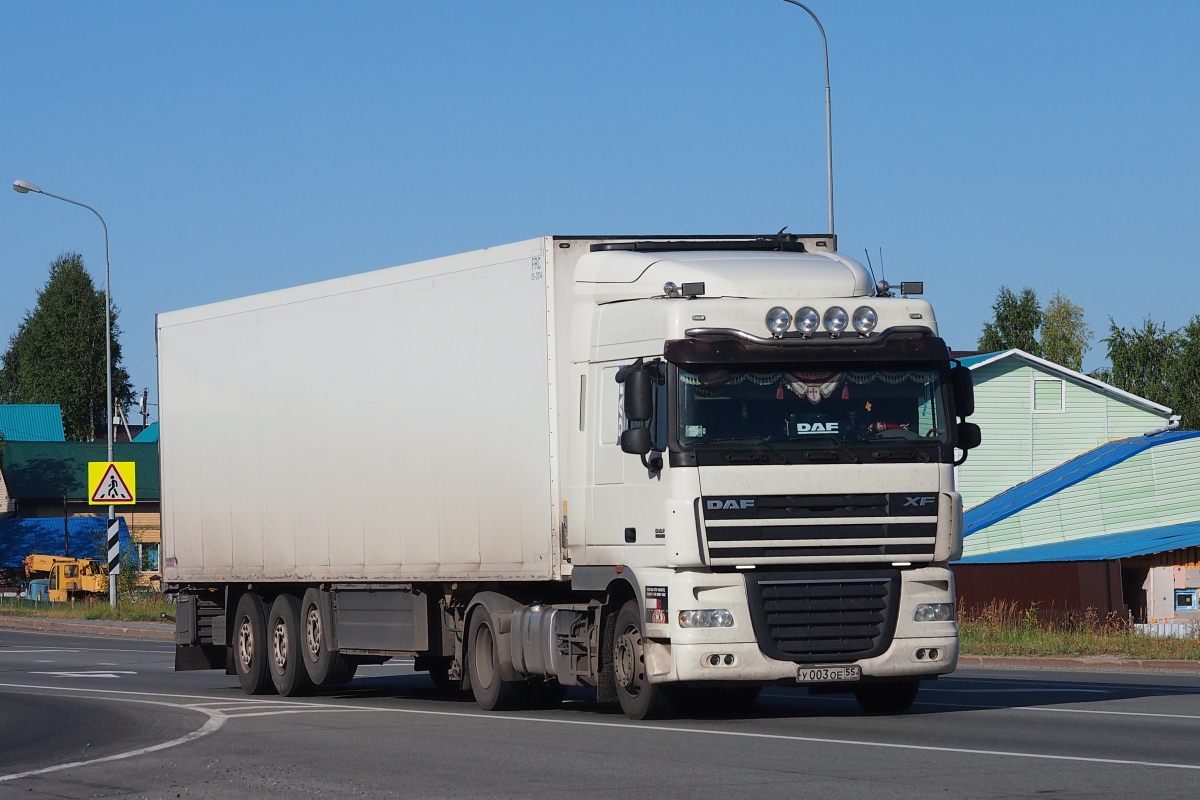 Омская область, № У 003 ОЕ 55 — DAF XF105 FT