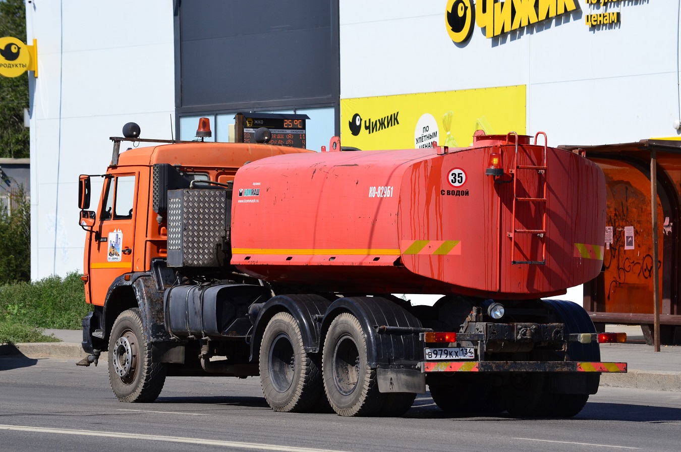 Волгоградская область, № В 979 КХ 134 — КамАЗ-65115-62