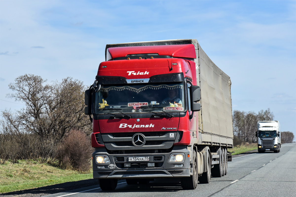 Брянская область, № Н 134 НА 32 — Mercedes-Benz Actros '09 1844 [Z9M]